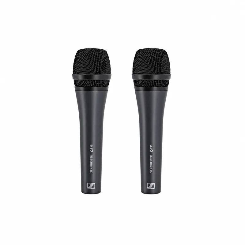 兩支置中的 Sennheiser E835 麥克風